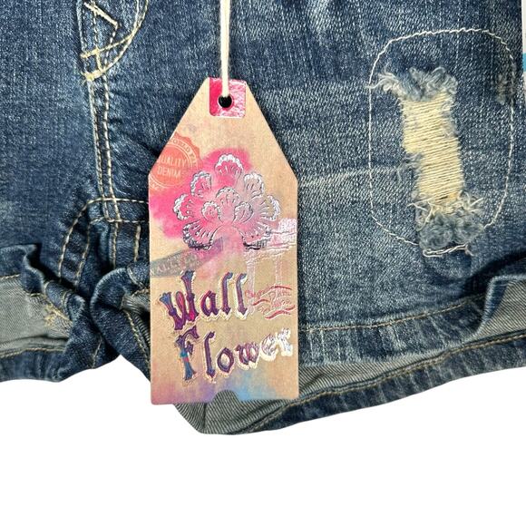 Wallflower Best Fitting Distressed Jean Shorts Size 5 Regular - Picture 4 of 7
